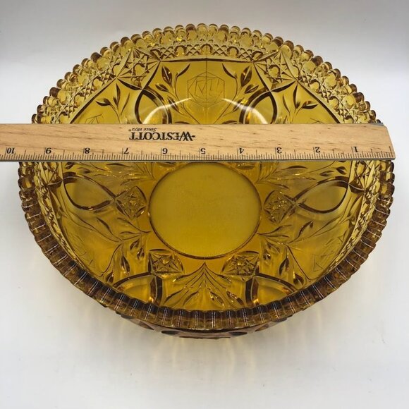 Vintage Amber Yellow Gold Glass Centerpiece Ornate Decorative Bowl Scalloped Rim - Picture 7 of 8